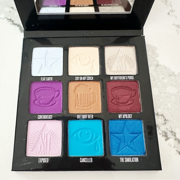 Jeffree Star Mini Controversy Palette - Picture 9 of 9